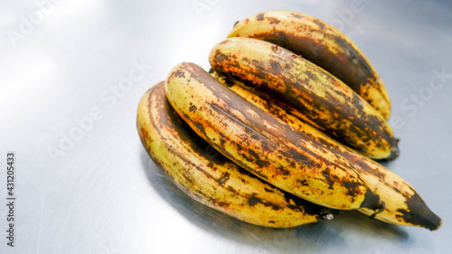  banana ripe unattractive skin