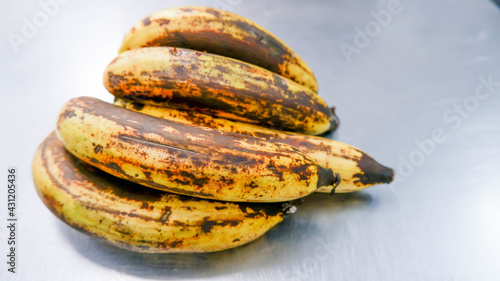  banana ripe unattractive skin