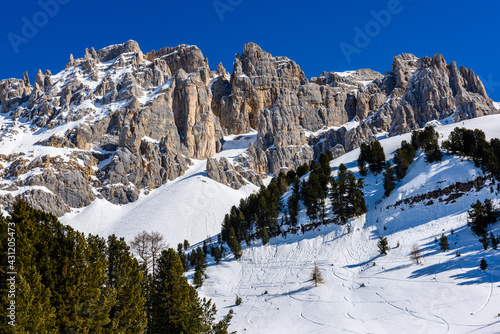 Monte Latemar in inverno, Dolomiti, Pampeago Obereggen, Trentino Alto Adige