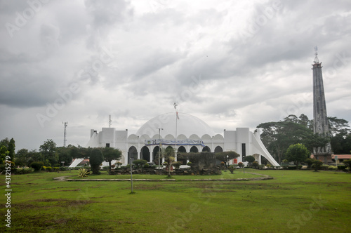 Mosque building in the city