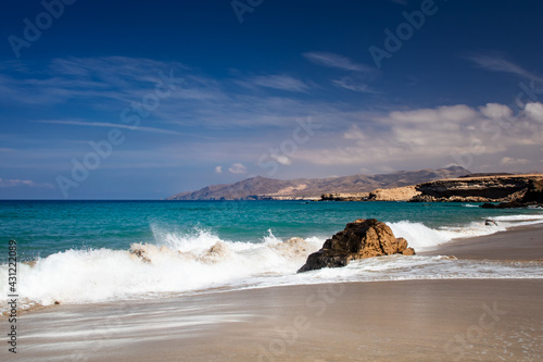 Krajobraz morski, relaks i wypoczynek na wyspach kanaryjskich, Fuerteventura 