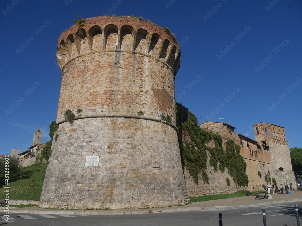 Walls of San Gimignano with the San Francesco bastion and the San Giovanni gate