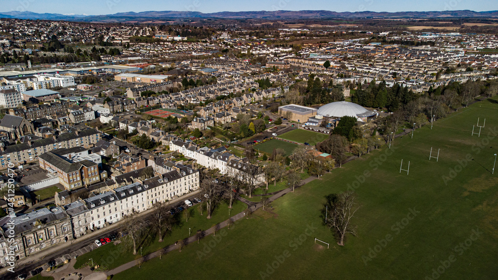 Obraz premium Perth City Centre, Scotland, by drone. Featuring the River Tay, Horsecross and the North Inch.
