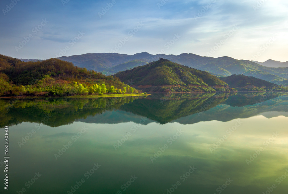 Jablaničko lake is a large artificially formed lake on the Neretva river, right below town Konjic 