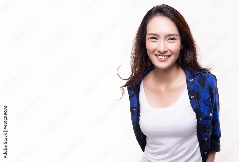 Portrait smiling asian young woman looking at camera stand over isolated on white background Happy female has nice smile Studio shot of good looking beautiful asia girl Pretty happiness joyfully lady Portrait smiling asian young woman looking at camera stand over isolated on white background Happy female has nice smile Studio shot of good looking beautiful asia girl Pretty happiness joyfully lady