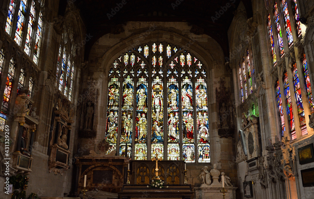 Obraz premium ​ストラットフォード・アポン・エイボン（イギリス）ホーリー・トリニティ教会