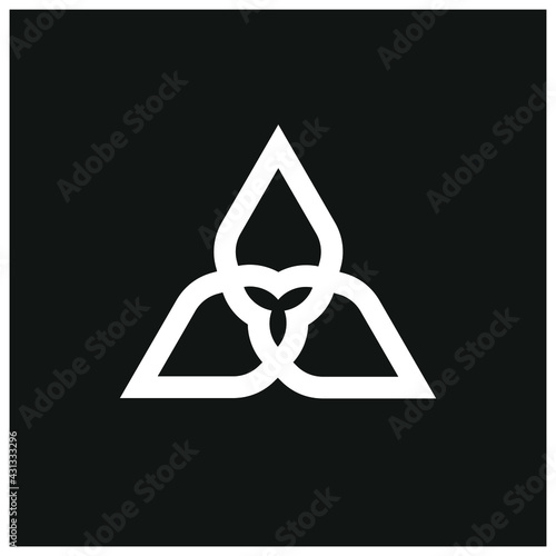 Celtic Trinity Symbol - Symmetric Knot Vintage Antique Scottish Ornament Tattoo Decoration Ornament Infinite Gothic