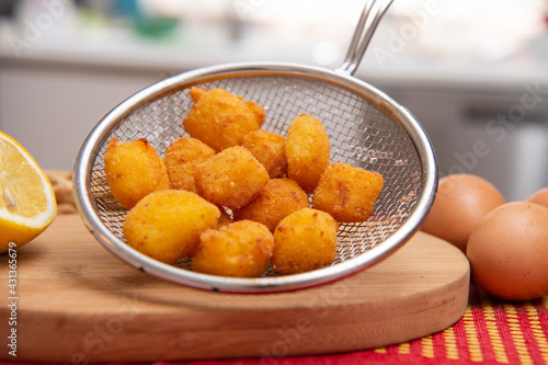 Εκτύπωση καμβά Fried cream Ascolana called crema fritta all'Ascolana is a traditional dish of A
