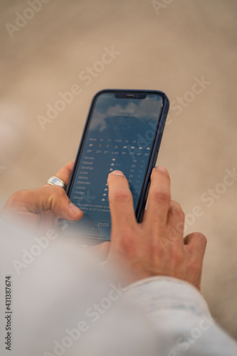 Hands on smart phone weather