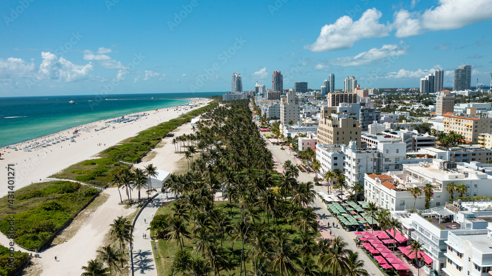 Obraz premium aerial drone view of South Beach and Ocean Drive in Miami Beach, in a sunny day of May 2021