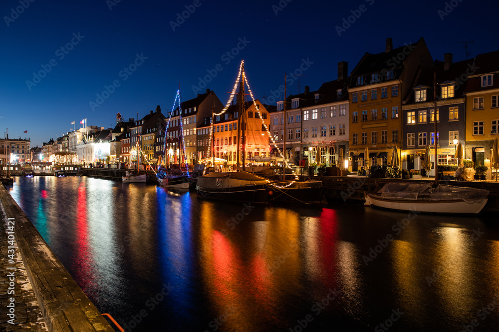 The fantastic atmosphere at Nyhavn at nighttime  in Copenhagen 
