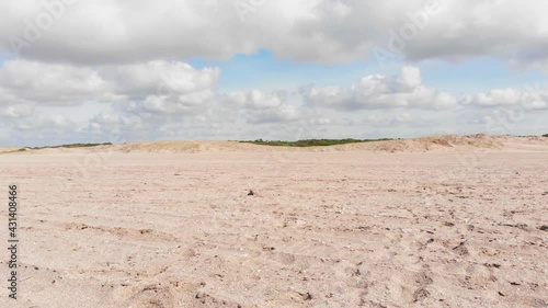 clouds over the dunes. caminando por la arena. sand. beach.