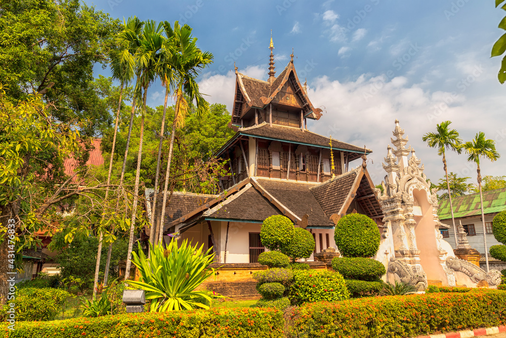 Obraz premium Wat Chedi Luang in Chiang Mai, Thailand.