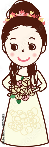 ブーケを持ち白いウェディングドレスを着る笑顔の新婦。