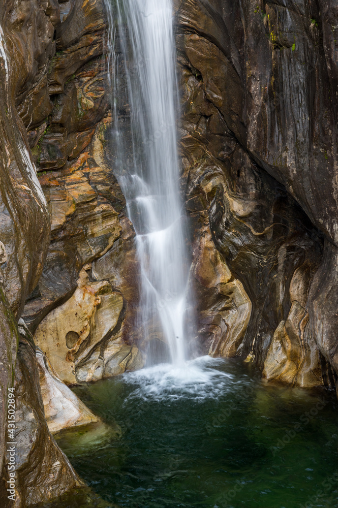 Naklejka premium small waterfall near Maggia, Ticino