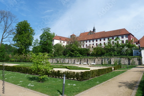 Schloss Abtei Bad Iburg und Knotengarten