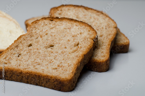 bread with bran, diet