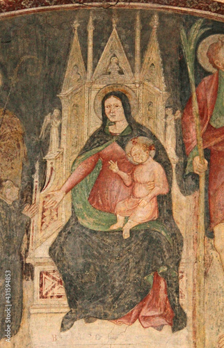 Madonna in trono con Bambino; particolare di affresco nella chiesa di San Cristoforo sul Naviglio Grande, Milano