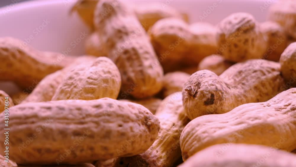 Unpeeled peanuts. The fall. Smooth rotation. A valuable source of vegetable protein. The strongest and most popular allergen. Unpeeled peanuts. The fall. Smooth rotation. A valuable source of vegetable protein. The strongest and most popular allergen.