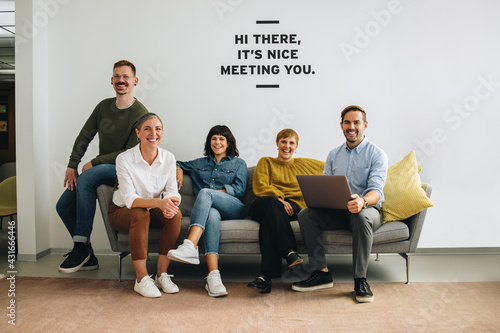 Bilde på lerret Successful business team sitting at lobby
