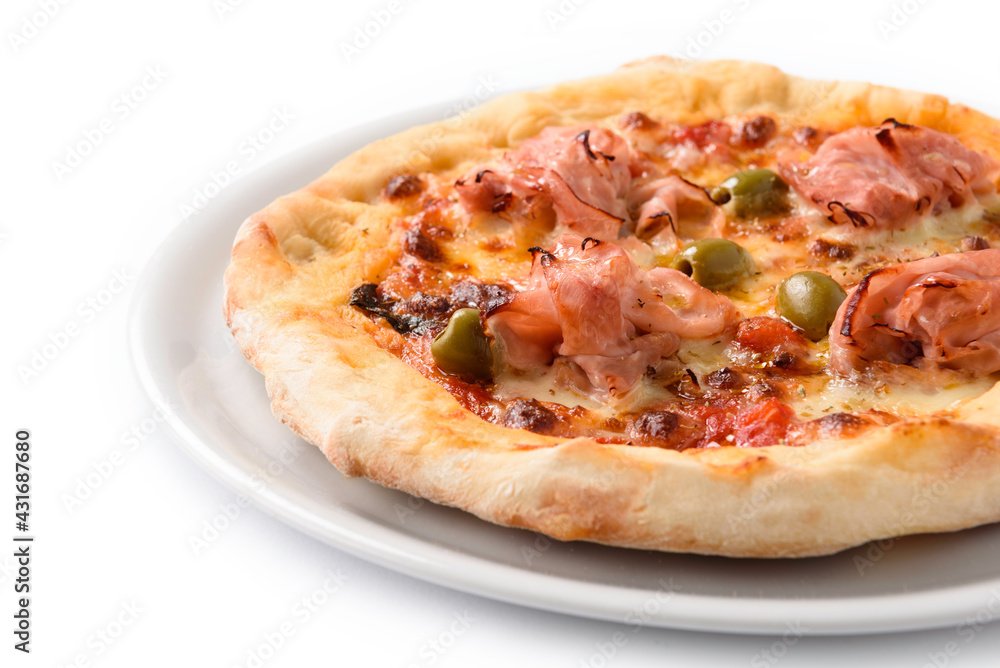 Pizza con prosciutto cotto e olive, Cucina italiana 