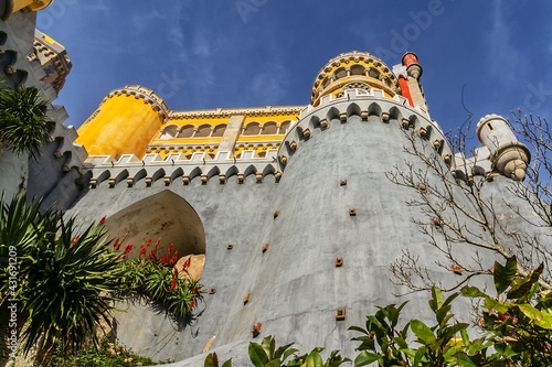 Φωτογραφία Fragment of Pena National Palace (Palacio Nacional da Pena) - Romanticist palace in Sao Pedro de Penaferrim