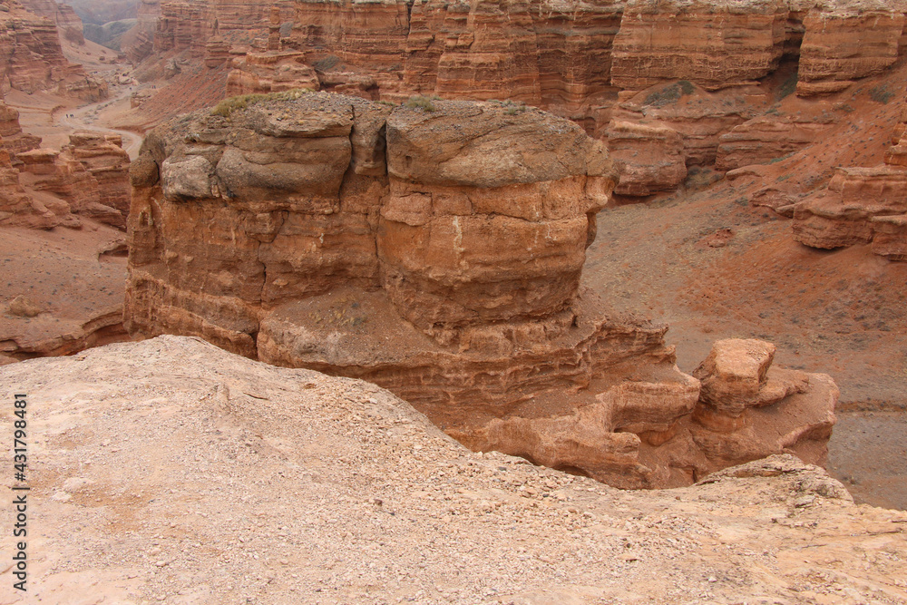 Charyn canyon 4