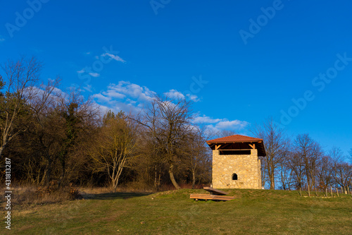 Φωτογραφία Roman watchtower lookout near Vigántpetend at sunset