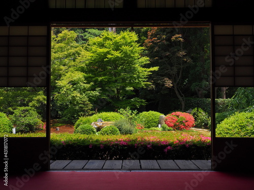 花の見える日本庭園