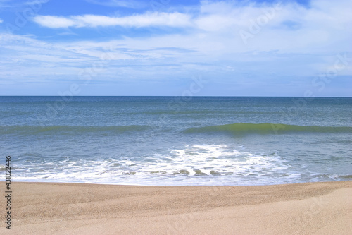 海 誰もいない真夏のビーチ © BEIZ images