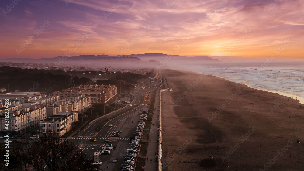 Fototapeta premium sunset on the beach