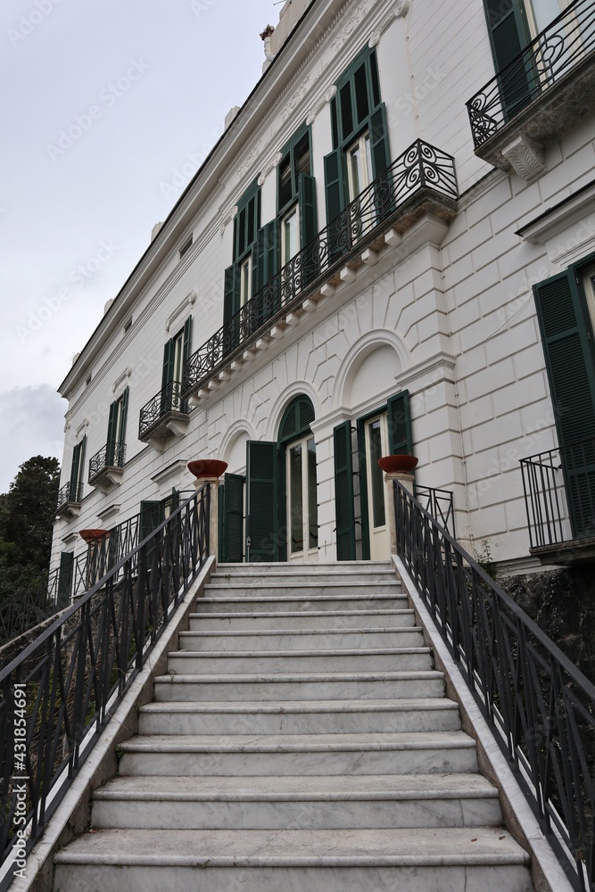 Napoli - Scalinata di accesso di Villa Floridiana