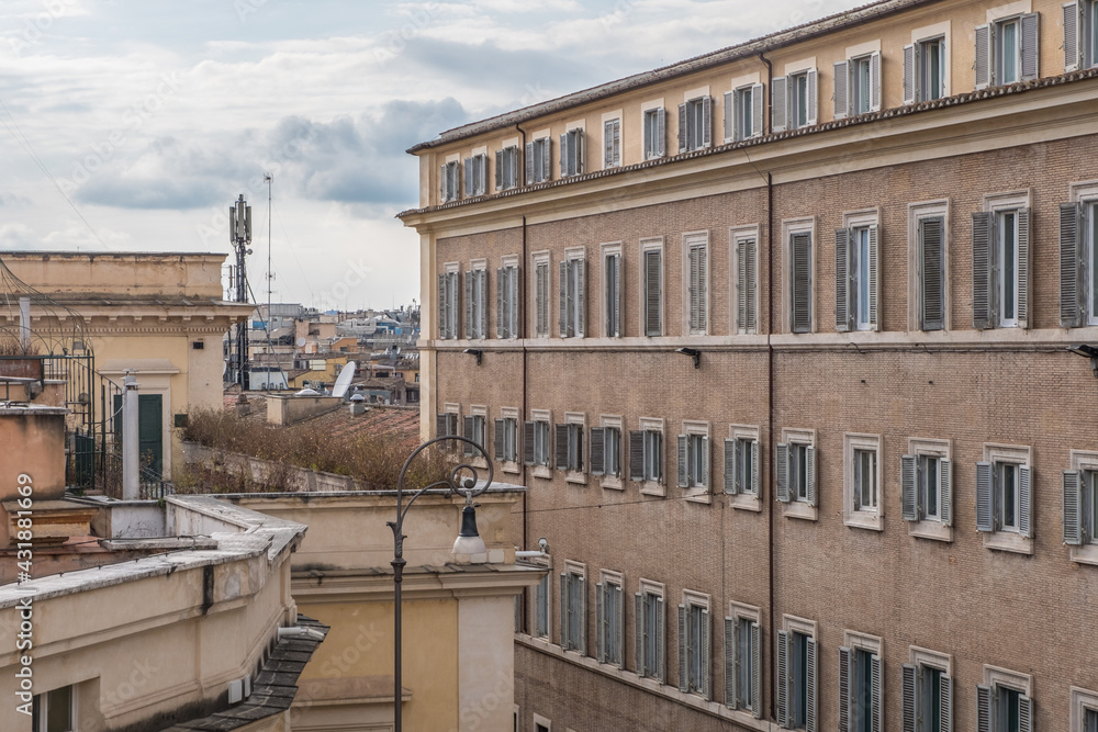 Fototapeta premium Beautiful view of Rome in Italy. Ancient historical ruins, famous monuments, alley's and streets.