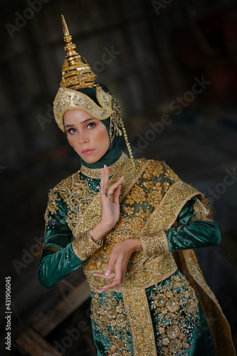 Beauty Thai muslim in traditional dress