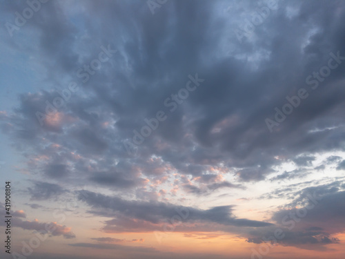 Fototapeta Naklejka Na Ścianę i Meble -  dramatic sunset sky and clouds 