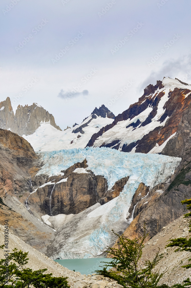 glacier in the Fitz Roy mountains