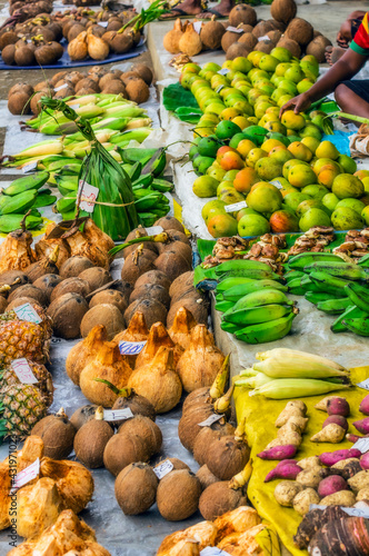 Papua New Guinea, Milne Bay Province, Alotau, Tropical fruits being sold at market