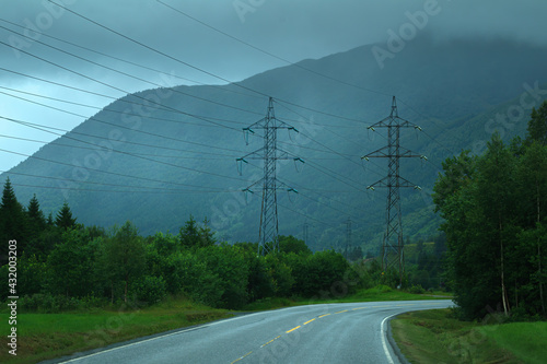 Picturesque Norway highway ...