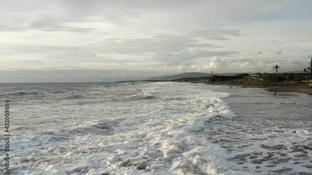 Drone Shot Flying Over Waves at Pigstone Beach Drone Shot Flying Over Waves at Pigstone Beach