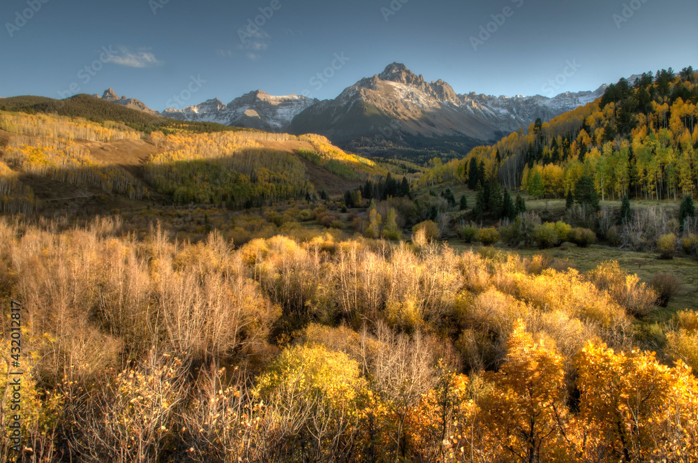 Fall colors on County Road 7 in Southern Colorado Fall colors on County Road 7 in Southern Colorado