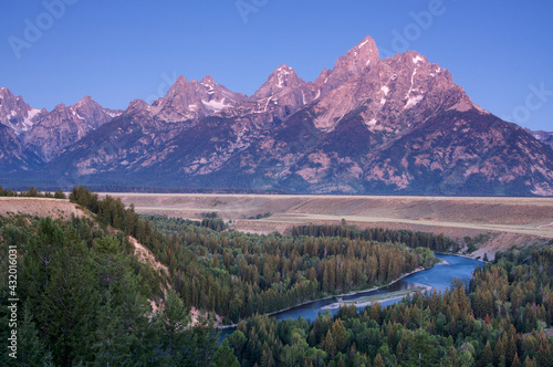 Landscape image of Snake River Overlook in Grand Teton National Park, Wyoming