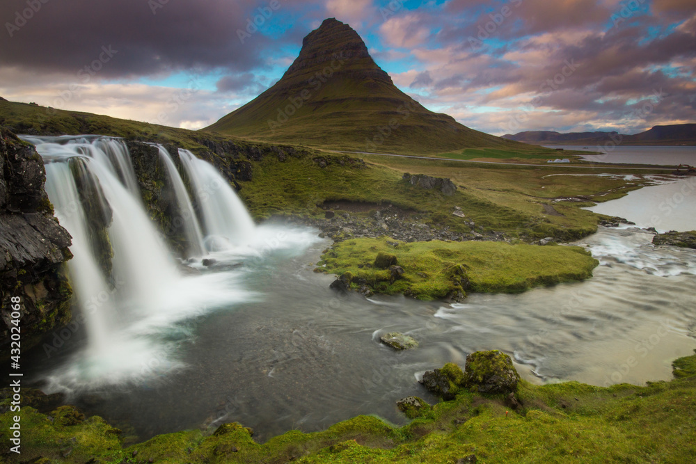 Kirkjufellsfoss Kirkjufellsfoss
