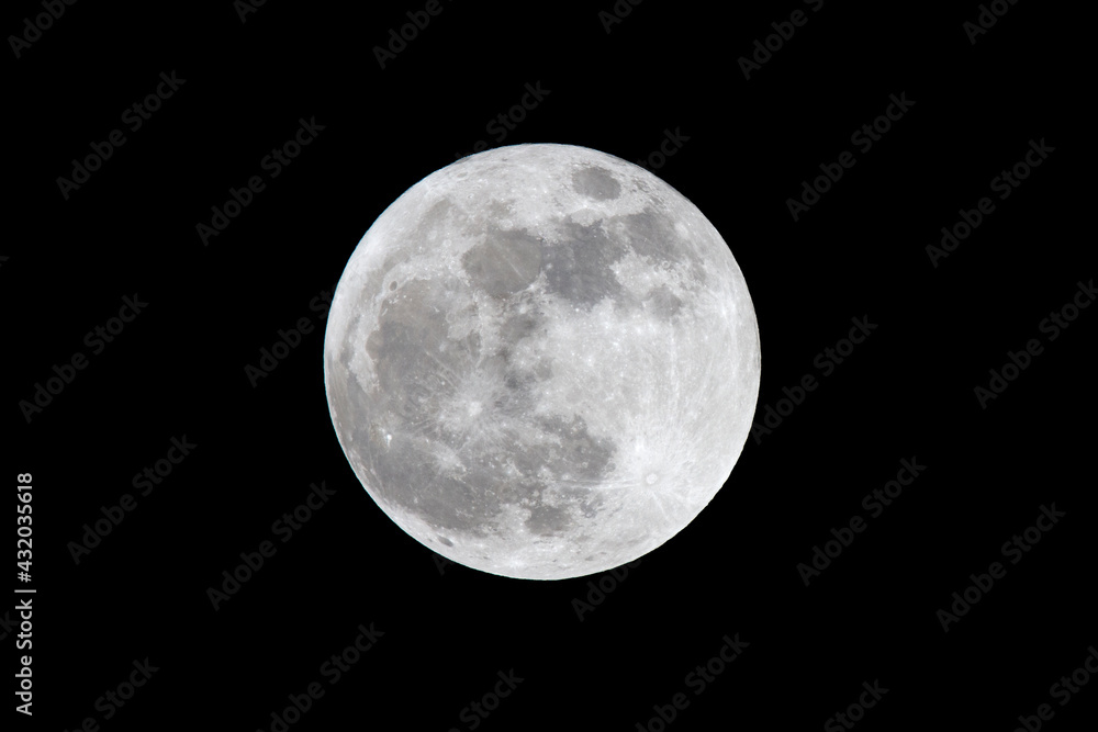 Supermoon, photographed from Los Angeles, California. Supermoon, photographed from Los Angeles, California.