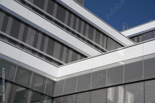 Büro Gebäude moder Stahl Glas Hintergrund