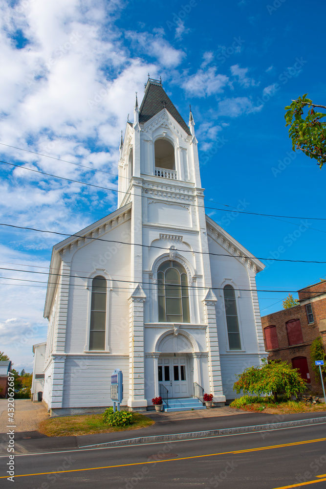 South Baptist Church at 85 Court Street in city of Laconia, New Hampshire NH, USA. 