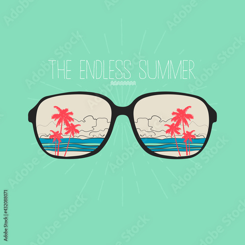Sunglasses with reflection of the palm trees