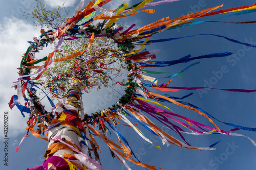 Fotografie Geschmückter Maibaum