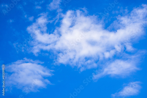 Obraz na płótnie Wolken w salonie