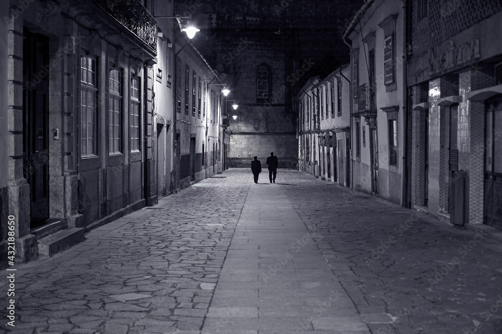 Fototapeta premium Old street by night