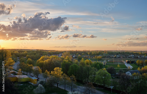 Fototapeta Naklejka Na Ścianę i Meble -  sunset over the town